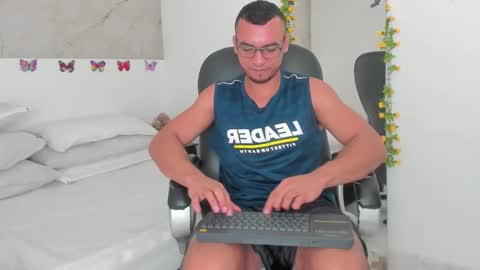 Snapshot of johan_miller1 chatting on December 2025 11:08:01 AM johan online show from December 2025 11:08:01 AM