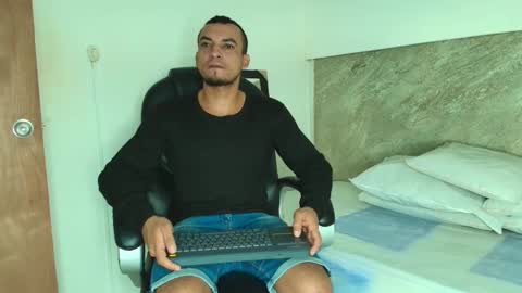 Snapshot of johan_miller1 chatting on January 2026 05:44:01 AM johan online show from January 2026 05:44:01 AM