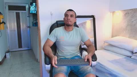 Snapshot of johan_miller1 chatting on February 2026 06:44:01 AM johan online show from February 2026 06:44:01 AM