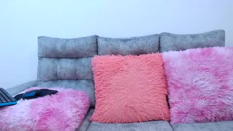 Johana Carri online show from May 2026 07:07:02 PM