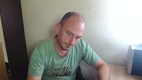 Snapshot of johanbarker chatting on October 2025 12:42:02 PM Johan online show from October 2025 12:42:02 PM