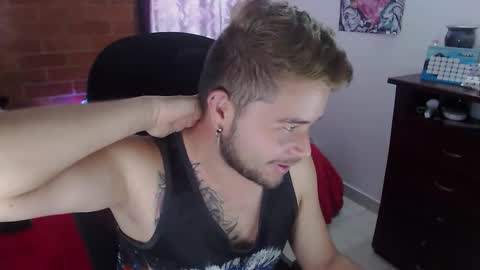 Snapshot of johanleonsweetboy chatting on October 2025 01:14:01 PM JOHAN independient model online show from October 2025 01:14:01 PM