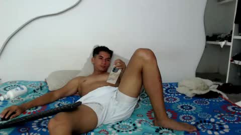 Snapshot of johanoro333 chatting on March 2026 01:47:01 AM johanoro333 online show from March 2026 01:47:01 AM