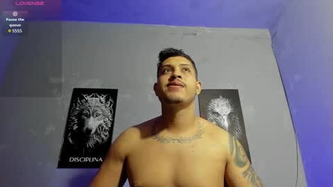 Snapshot of johansmith__ chatting on March 2026 03:33:01 AM Johan Smith online show from March 2026 03:33:01 AM