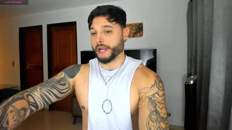 Snapshot of johatsu chatting on December 2024 11:13:02 PM King - online show from December 2024 11:13:02 PM