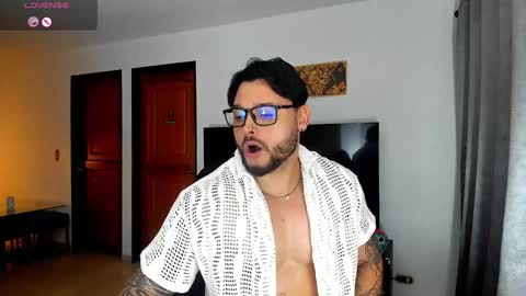 Snapshot of johatsu chatting on December 2024 03:14:02 AM King - online show from December 2024 03:14:02 AM