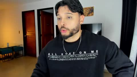 Snapshot of johatsu chatting on January 2025 02:18:02 AM King - online show from January 2025 02:18:02 AM