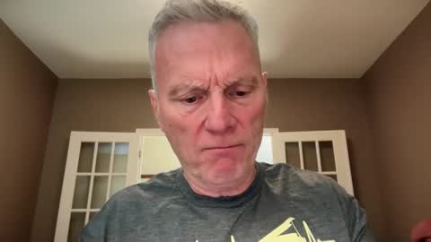 Snapshot of john555_555 chatting on November 2025 02:38:01 PM JackJack online show from November 2025 02:38:01 PM