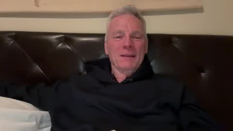 Snapshot of john555_555 chatting on February 2026 01:25:02 AM JackJack online show from February 2026 01:25:02 AM
