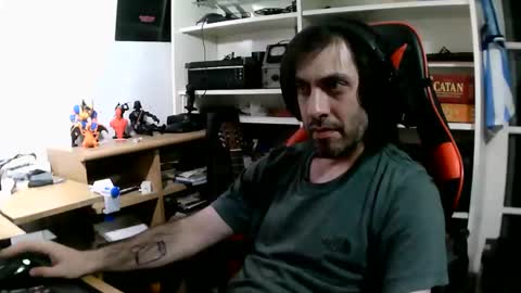 john online show from November 2025 06:27:01 AM