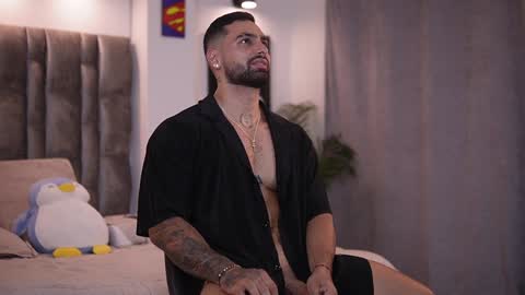 john online show from February 2025 12:27:02 AM