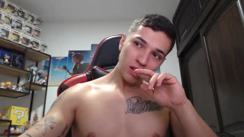 Snapshot of john_s117 chatting on January 2025 02:14:02 AM JOHN online show from January 2025 02:14:02 AM