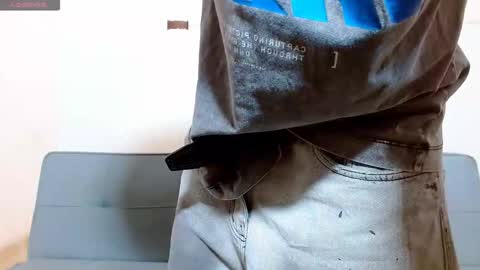 john_ssnow29 online show from November 2025 08:46:02 AM