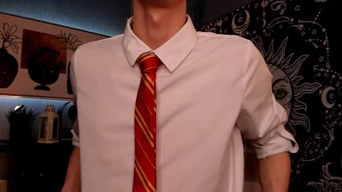 Snapshot of john_weasley chatting on January 2025 08:49:01 PM John online show from January 2025 08:49:01 PM