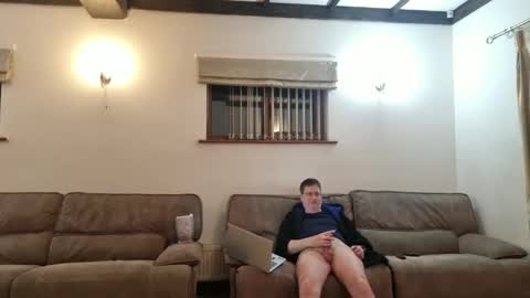 Snapshot of johnathan_stuart33 chatting on March 2026 11:40:01 PM johnathan_stuart33 online show from March 2026 11:40:01 PM