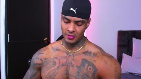 Snapshot of johnbelt_ chatting on November 2025 09:24:02 PM john belt online show from November 2025 09:24:02 PM