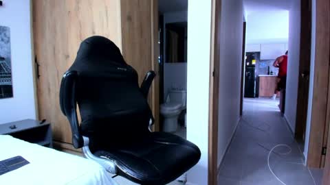 john belt online show from May 2026 09:09:02 PM