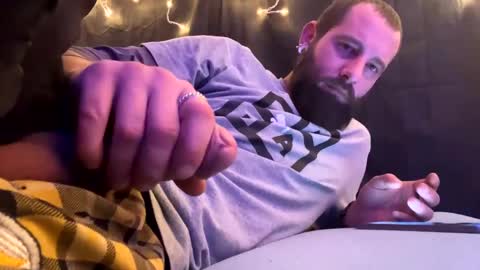 johnboii813 online show from December 2024 12:19:01 PM
