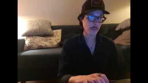 Snapshot of johneelicks chatting on October 2025 08:45:02 AM Johnee online show from October 2025 08:45:02 AM