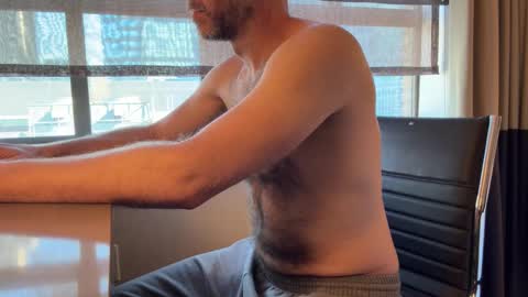 Snapshot of johnfitzzzzz chatting on September 2025 01:45:01 PM J online show from September 2025 01:45:01 PM