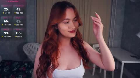 Rocio online show from November 2025 06:42:02 PM