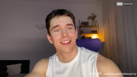 Snapshot of johnnnyhorny chatting on September 2025 10:26:01 PM Johnny online show from September 2025 10:26:01 PM