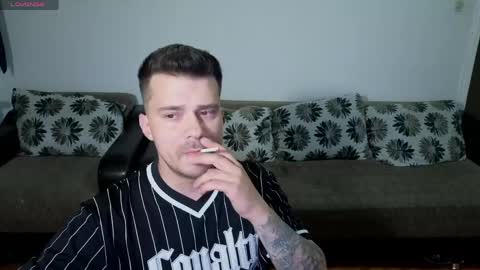Johnny online show from May 2026 08:14:02 PM