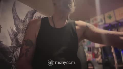 johnnyshung1 online show from January 2025 10:24:02 AM