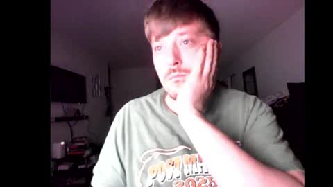 Snapshot of johnson1995764958 chatting on May 2026 06:21:01 AM johnson1995764958 online show from May 2026 06:21:01 AM