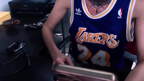 johnsonisaac94  online show from February 2025 09:46:02 AM