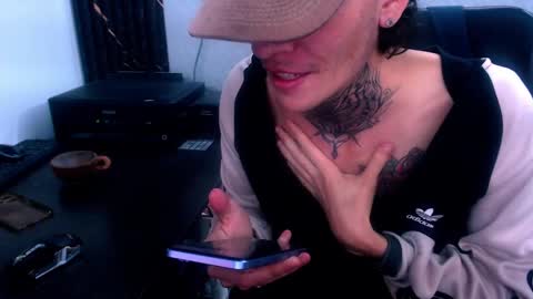 johnsonisaac94  online show from February 2025 09:37:01 AM