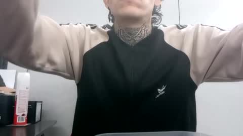 johnsonisaac94  online show from February 2025 04:09:02 AM