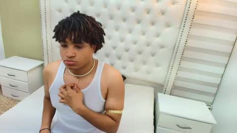 Snapshot of johs_cooper chatting on February 2026 09:35:01 PM Johs online show from February 2026 09:35:01 PM