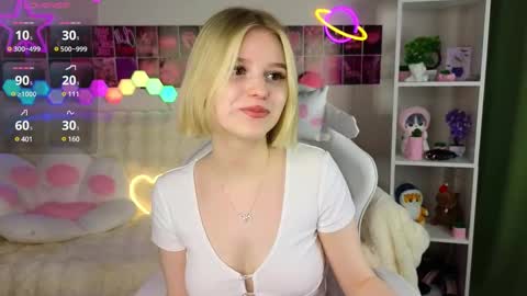 Paula online show from February 2025 10:09:01 PM