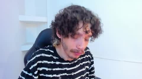 jojobraando online show from May 2026 12:18:01 AM