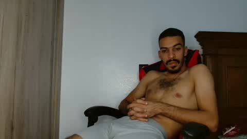 Snapshot of jokerharle1 chatting on October 2025 06:03:01 PM ALICEARABIAN online show from October 2025 06:03:01 PM