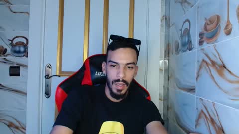 Snapshot of jokerharle1 chatting on October 2025 05:34:02 PM ALICEARABIAN online show from October 2025 05:34:02 PM