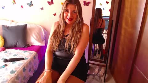 Jolie Mature online show from December 2024 07:46:02 PM