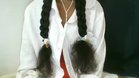 joliekah27 online show from February 2026 08:13:02 AM