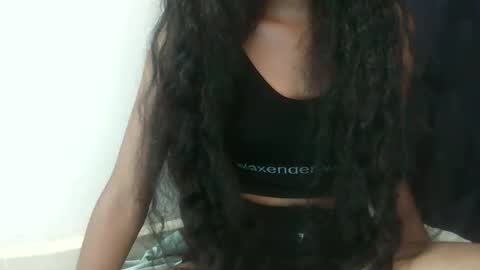 joliekah27 online show from February 2026 06:54:01 AM