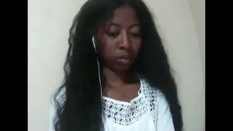 joliekah27 online show from March 2026 06:46:02 PM