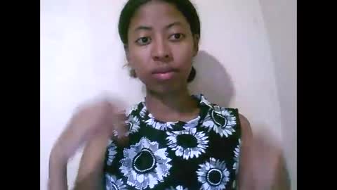 joliekah27 online show from April 2026 07:39:01 AM
