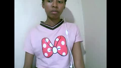joliekah27 online show from May 2026 09:36:02 AM