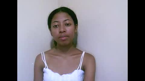 joliekah27 online show from May 2026 06:59:01 PM