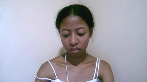 joliekah27 online show from May 2026 01:49:02 PM