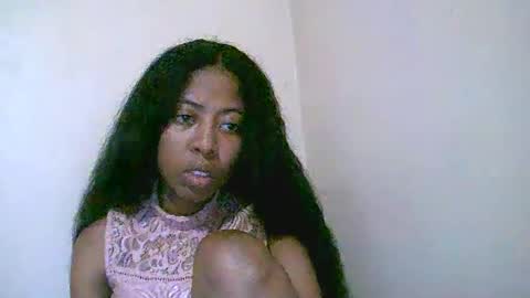 joliekah27 online show from May 2026 08:19:01 AM