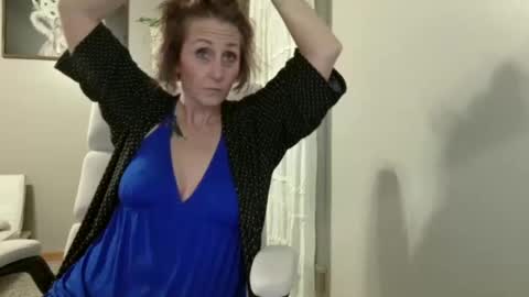 Snapshot of joliexx41 chatting on November 2025 11:05:01 PM Jolie online show from November 2025 11:05:01 PM