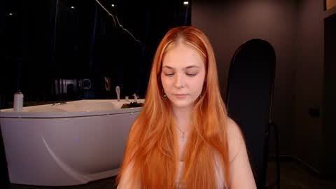 Polly  online show from January 2025 04:12:01 AM