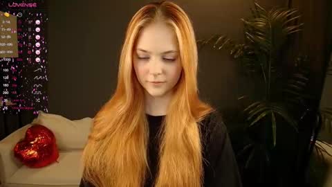 Polly  online show from February 2025 09:01:01 AM