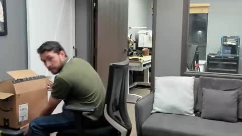 jonadams805 online show from October 2025 01:50:01 AM